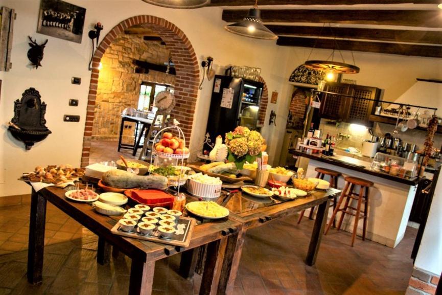 B&B Relais Cascina Al Campaccio Taino Kültér fotó